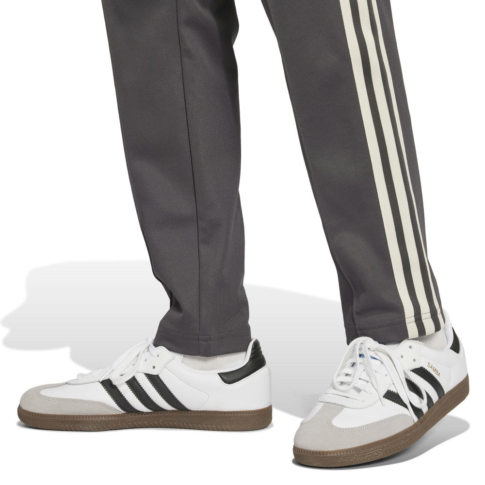 Juventus Originals adicolor Track Pants - Black | Adidas outlet