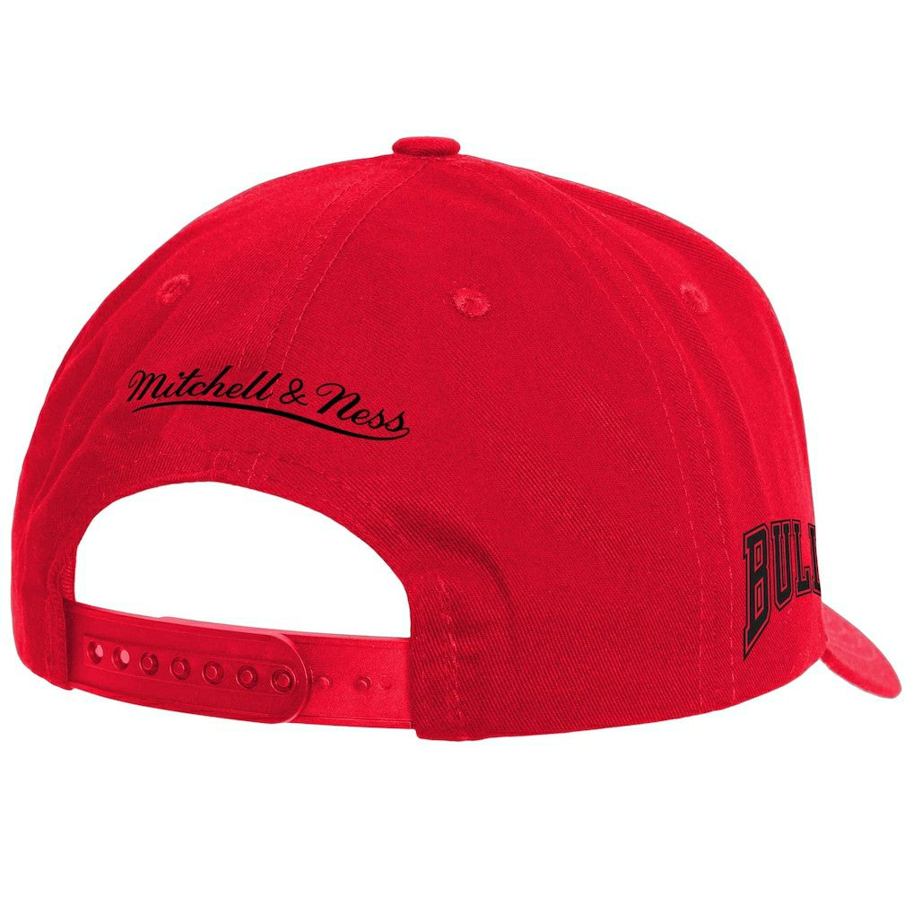 Chicago Bulls Fire Red Pro Crown Snapback Hat - Red | Mitchell & Ness on sale