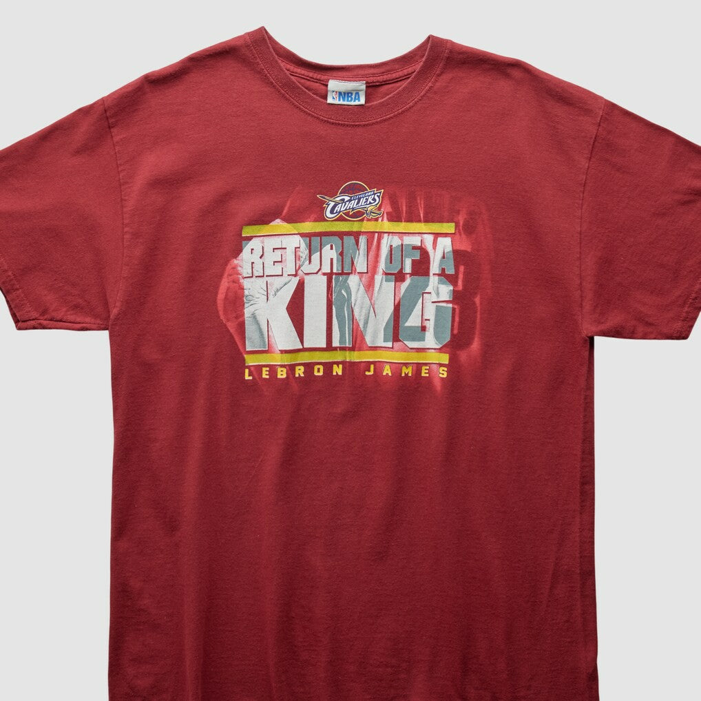 Cleveland Cavaliers 2000s T-Shirt sale - Red Vintage | Vintage on sale