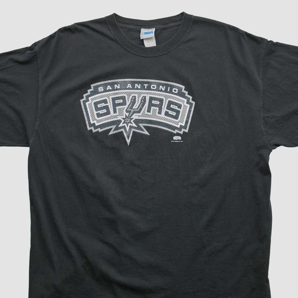 San Antonio Spurs NBA 2000s T-shirt - Black Vintage | Vintage on sale
