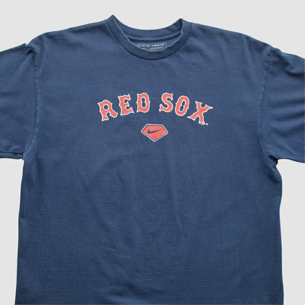 Boston Red Sox 2000s T-shirt - Navy Vintage | Nike