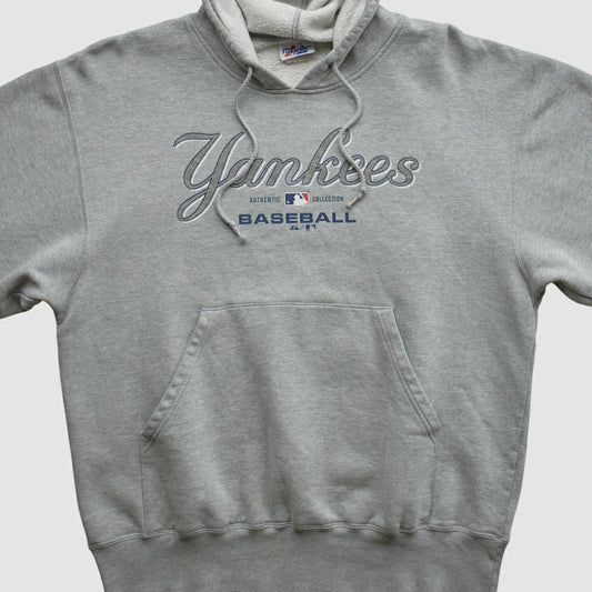 New York Yankees Majestic 2000s Hooded Pullover Sweatshirt - Heather Gray Vintage