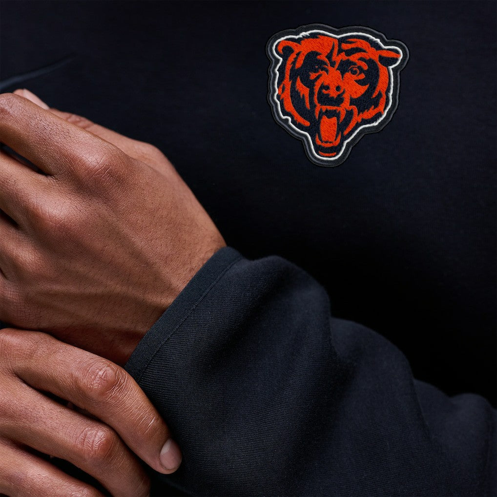 Chicago Bears Tech Fleece Raglan Sweatshirt - Black | Nike on sale
