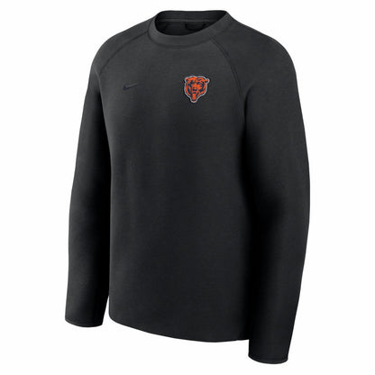 Chicago Bears Tech Fleece Raglan Sweatshirt - Black | Nike on sale