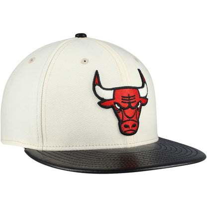 Chicago Bulls Faux Leather Visor Two-Tone 59FIFTY Fitted Hat - Cream/Black | New Era discount
