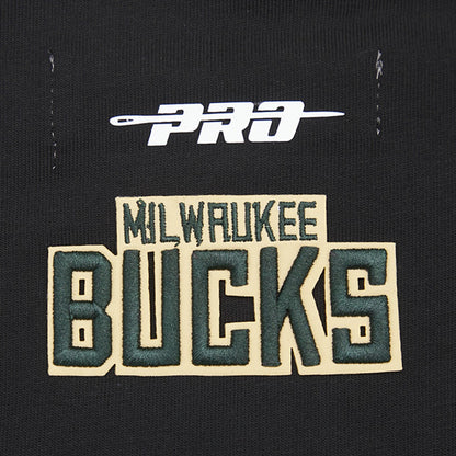 Milwaukee Bucks Pro Standard Women's Script Boyfriend T-Shirt - Black shop