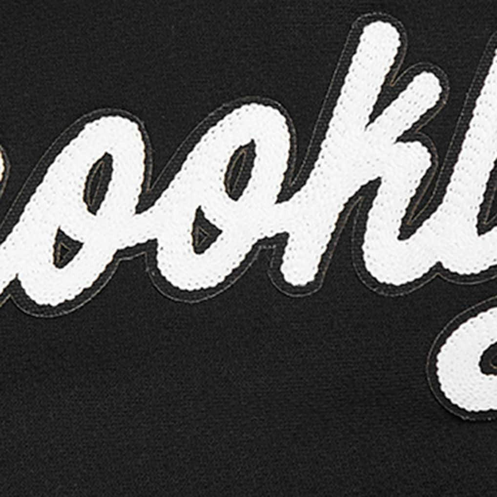 Brooklyn Nets Pro Standard Paint the City Drop Shoulder Sweatshirt - Black outlet
