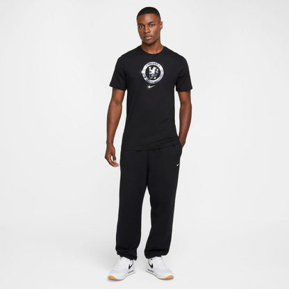 Chelsea Crest T-Shirt - Black | Nike shop