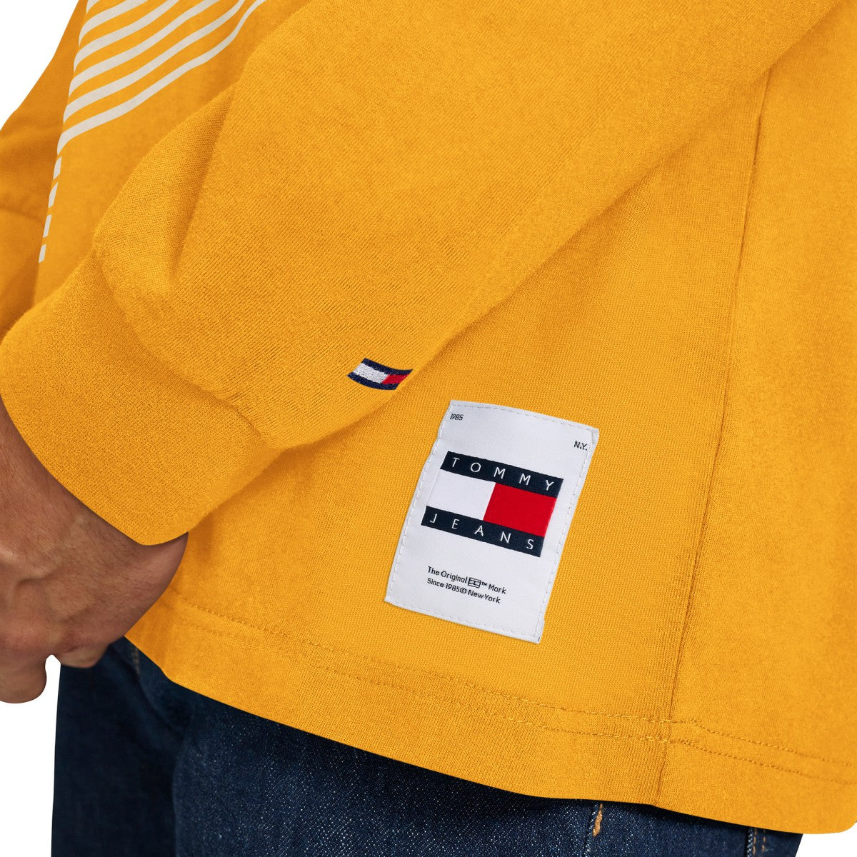 Los Angeles Lakers Tommy Jeans Lucas Long Sleeve T-Shirt - Gold outlet