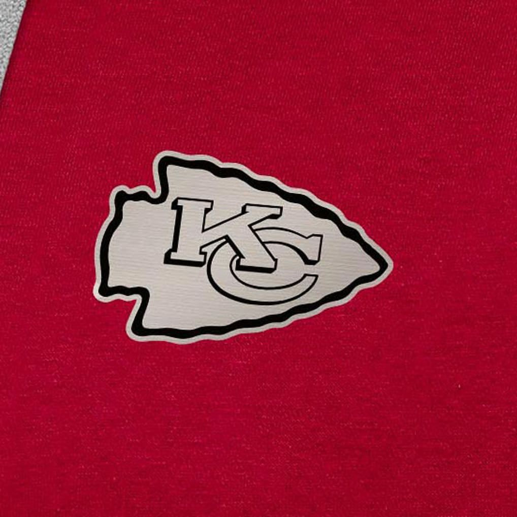 Kansas City Chiefs Antigua Brushed Carbon Victory Pullover Hoodie - Red on sale