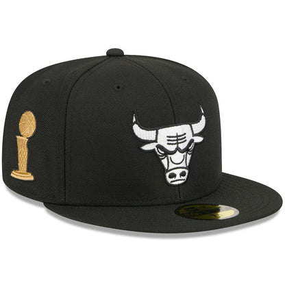 Chicago Bulls x Alpha Industries 59FIFTY Fitted Hat - Black | New Era online