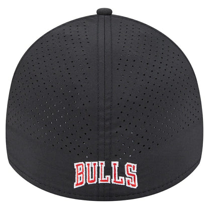 Chicago Bulls Featherweight Poly Rope Flex 39Thirty Hat - Black | New Era sale