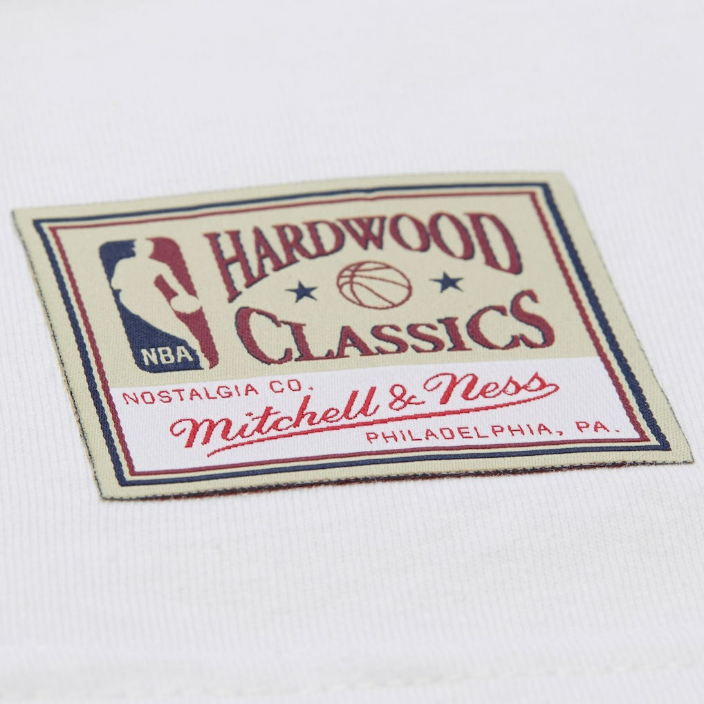 x NBA x AMP T-Shirt - White | Mitchell & Ness on sale