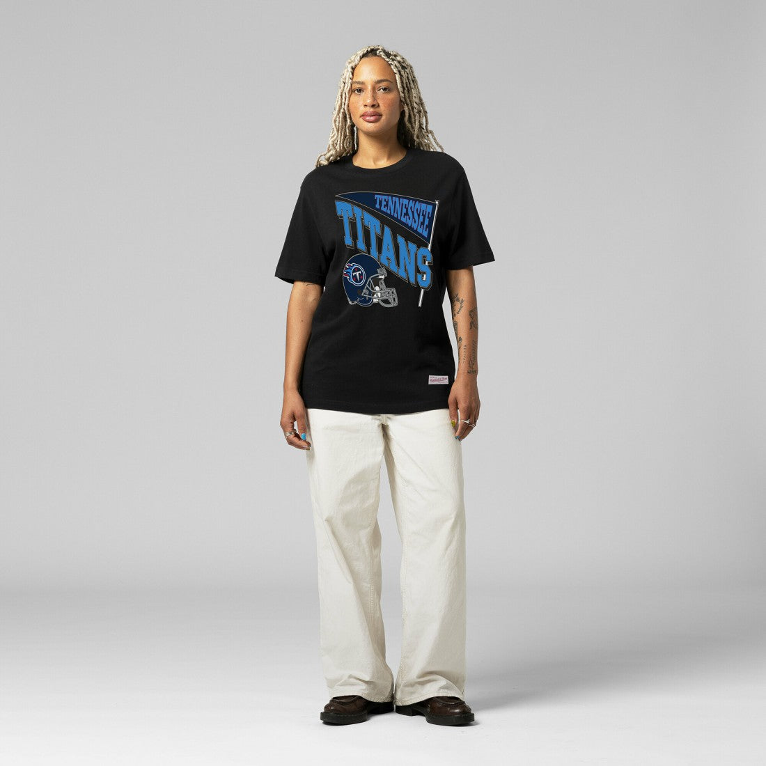 Tennessee Titans Women's Team Dynamic Boyfriend T-Shirt - Black for sale