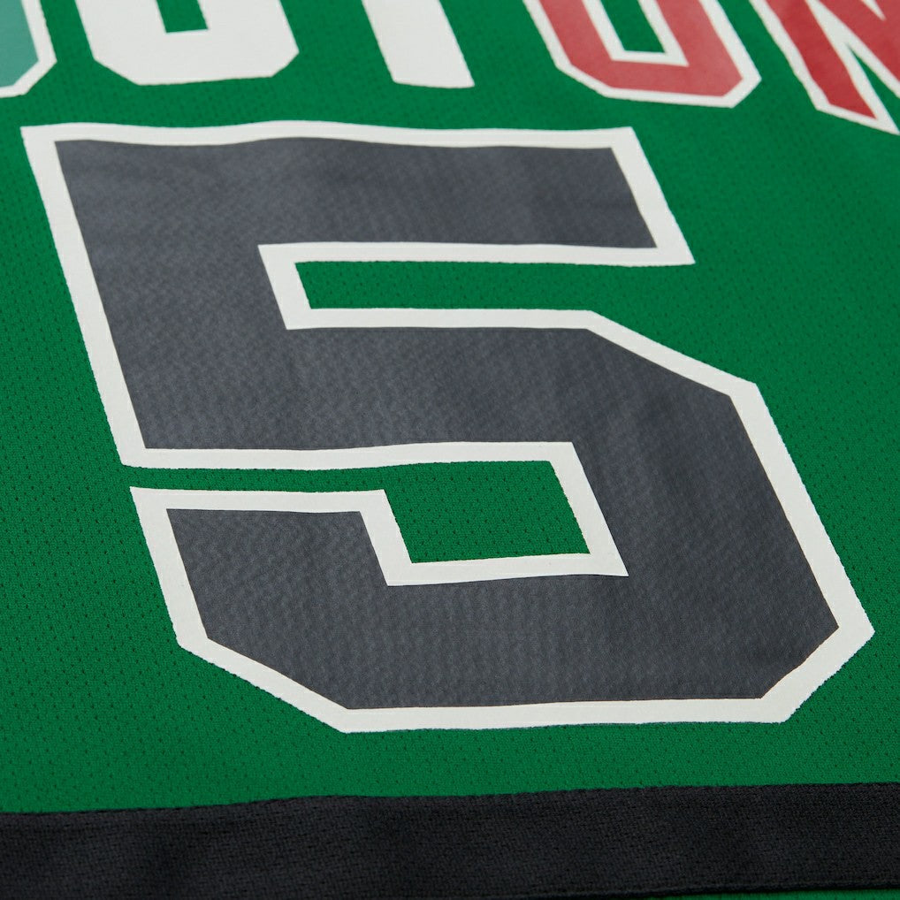 Kevin Garnett Boston Celtics Unisex Maxxed Out Fashion Hockey Jersey - Kelly Green | Mitchell & Ness online