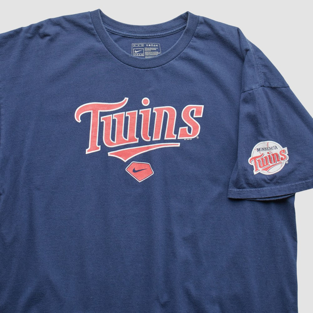 Minnesota Twins 2000s T-Shirt - Navy Vintage | Nike