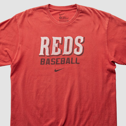 Cincinnati Reds 2000s T-Shirt - Red Vintage | Nike