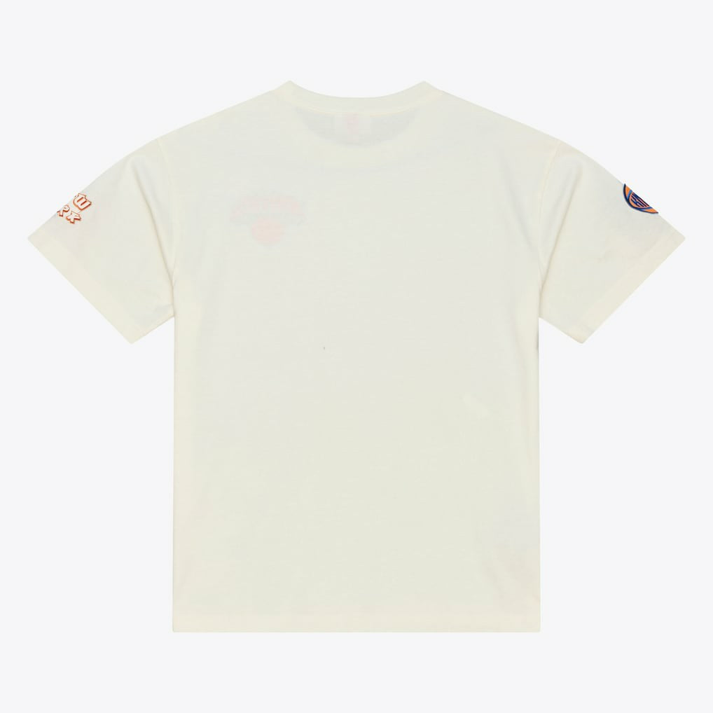 New York Knicks Hardwood Classics Chainstitch Premium T-Shirt - Cream | Mitchell & Ness online