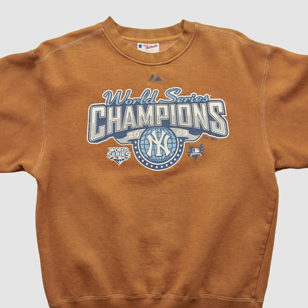New York Yankees Majestic 2009 Pullover Sweatshirt - Brown Vintage
