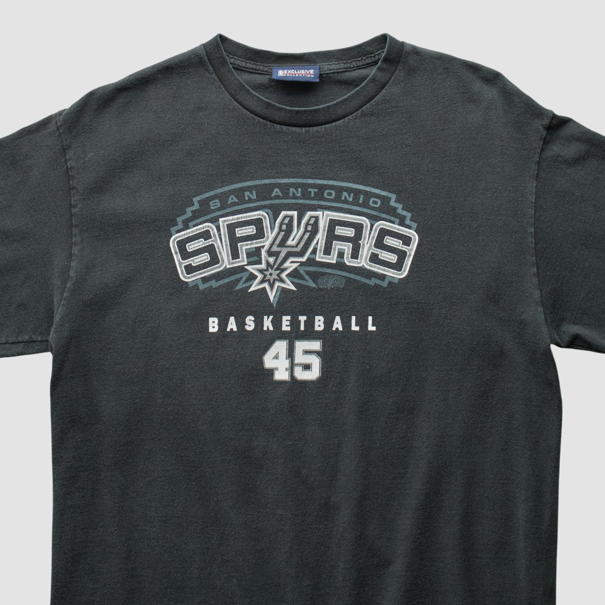 San Antonio Spurs Jansport 2010s T-shirt - Black Vintage | Vintage sale