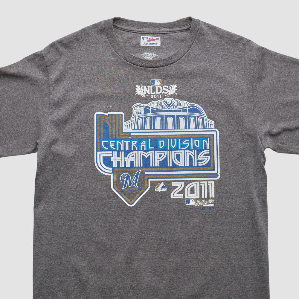 Milwaukee Brewers Majestic 2011 T-shirt - Dark Heather Gray Vintage