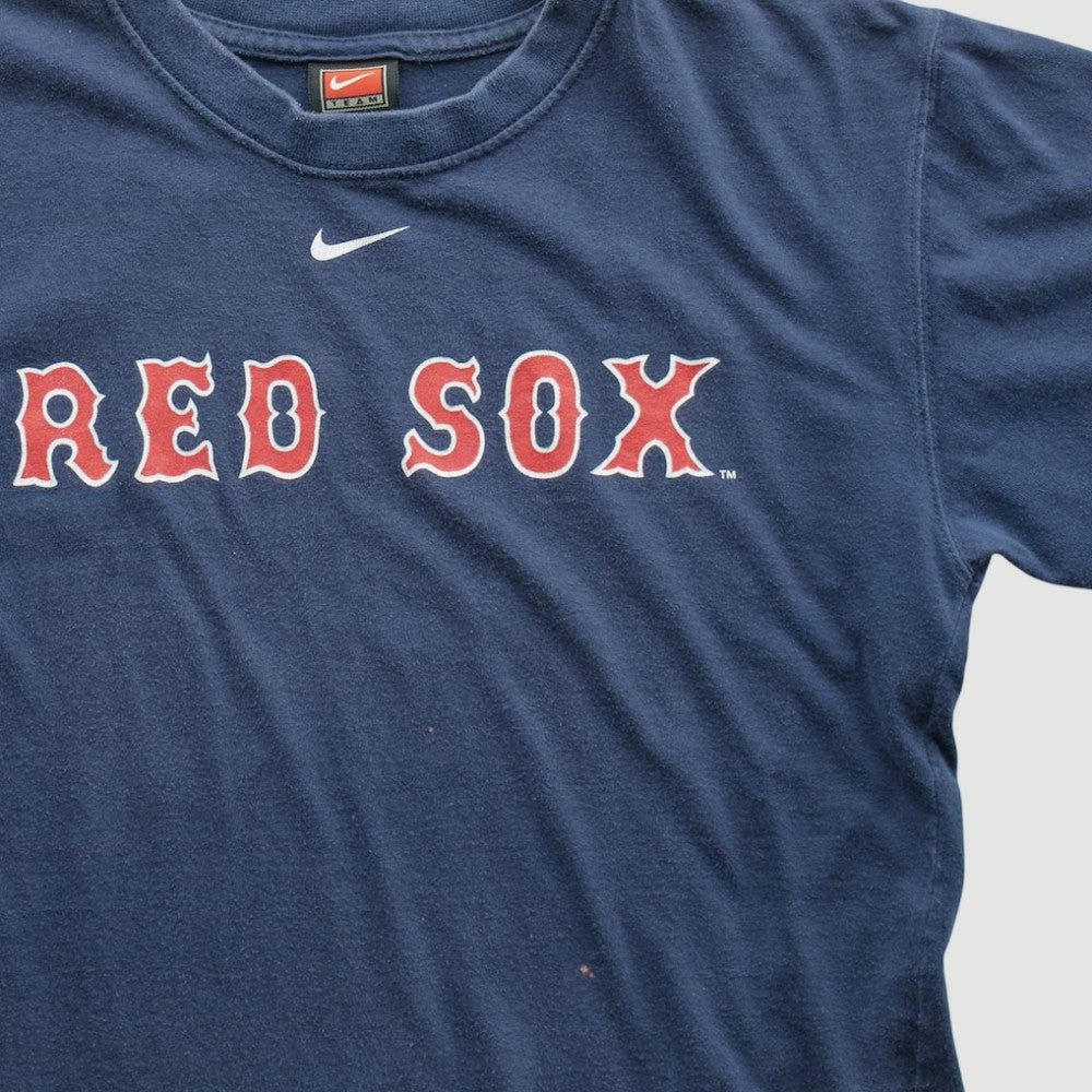 Boston Red Sox 2000s T-shirt - Navy Vintage | Nike