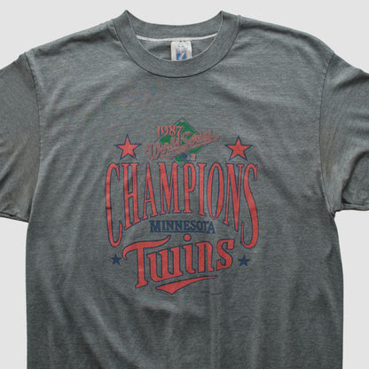 Minnesota Twins Logo 7 1987 T-shirt - Dark Heather Gray Vintage