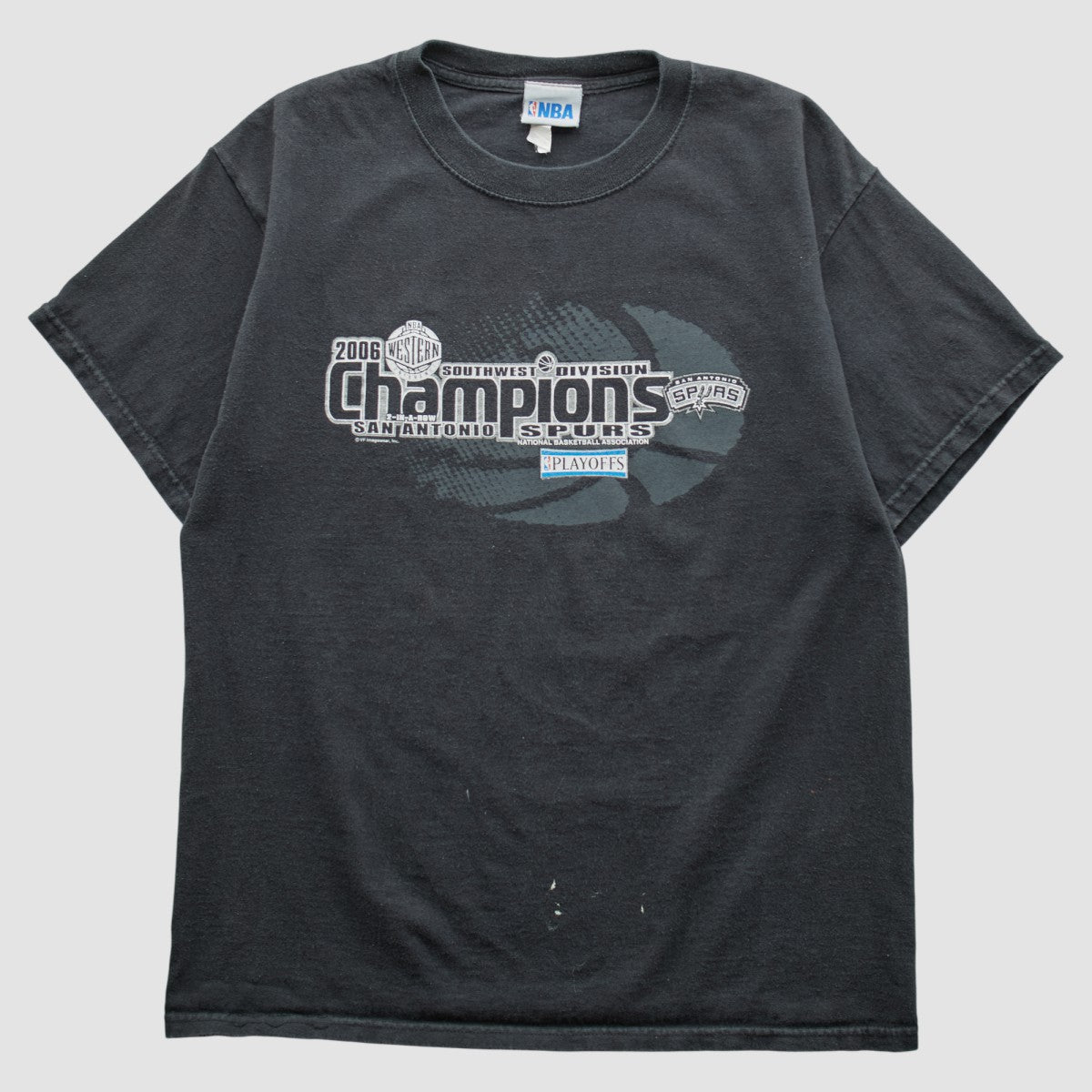 San Antonio Spurs NBA 2006 T-shirt - Black Vintage | Vintage for sale