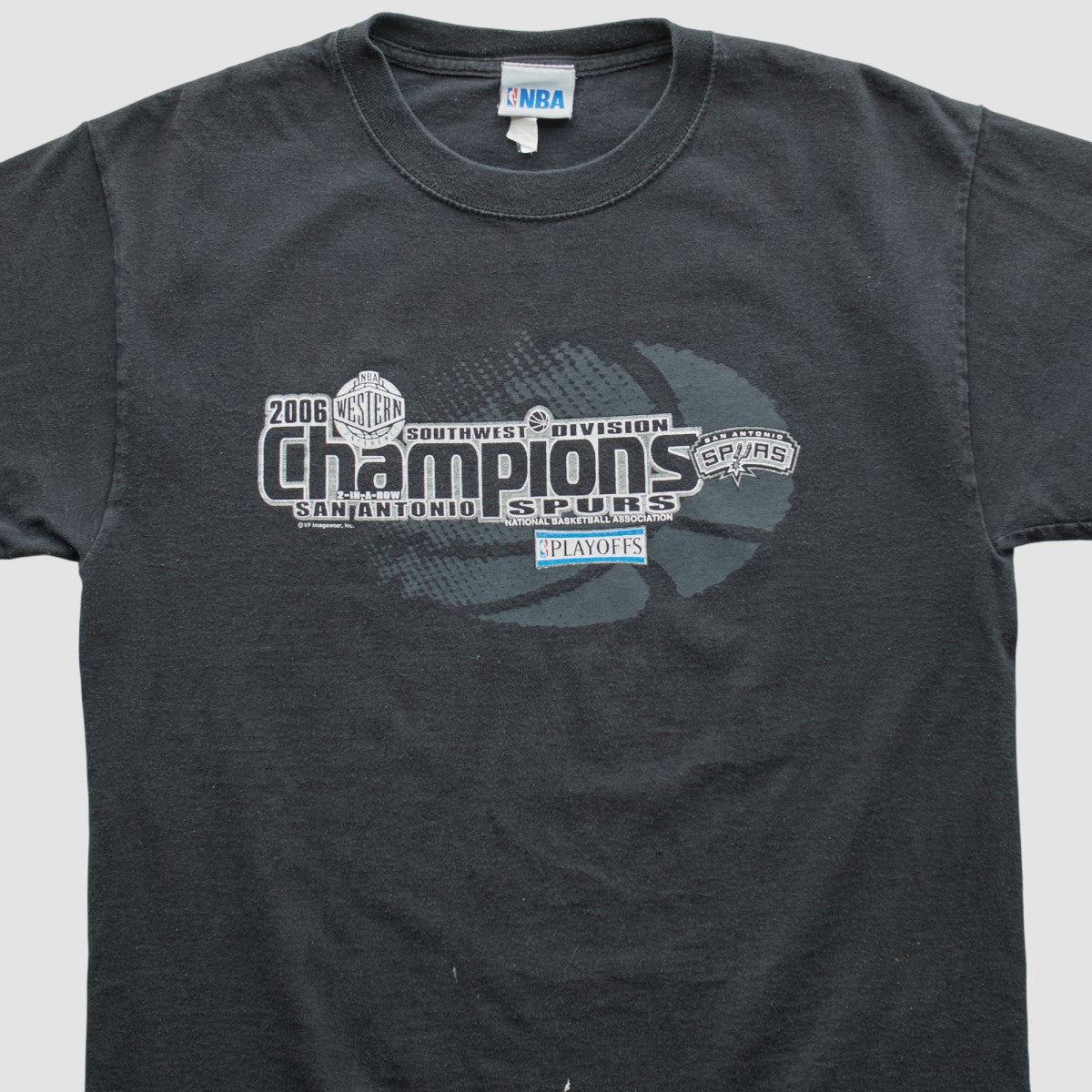San Antonio Spurs NBA 2006 T-shirt - Black Vintage | Vintage for sale