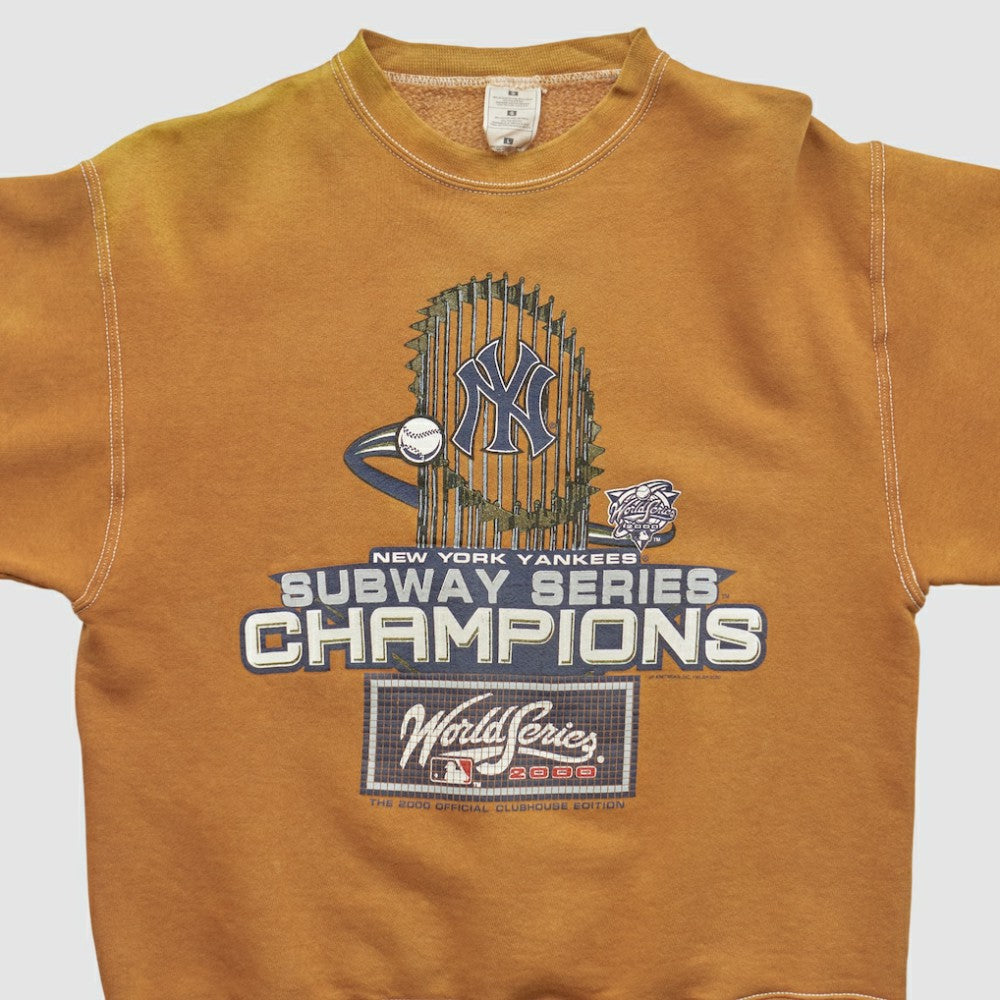 New York Yankees 2000 Pullover Sweatshirt - Clay Vintage