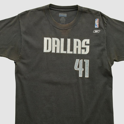 Dallas Mavericks Reebok 2000s T-shirt sale - Black Vintage | Vintage for sale