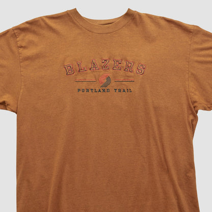 Portland Trail Blazers Champion 2000s T-shirt - Clay Vintage | Vintage cheap