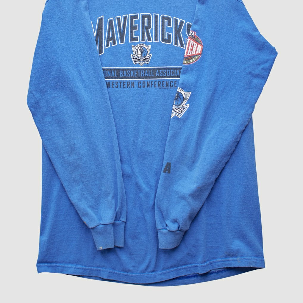 Dallas Mavericks CSA 2000s Long Sleeve T-shirt sale - Blue Vintage | Vintage shop