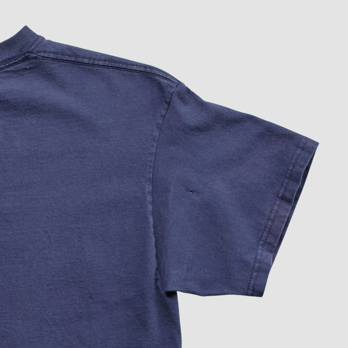 Mehmet Okur UNK 2000s T-shirt - Navy Vintage | Vintage discount