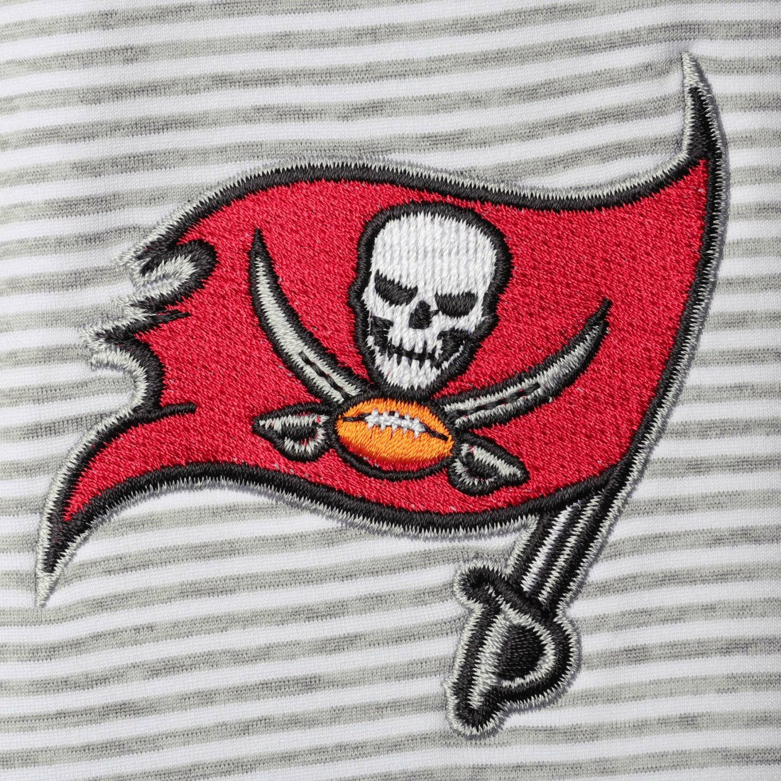 Tampa Bay Buccaneers Vineyard Vines Women's Sankaty Shep Half-Zip Pullover Top - Heather Gray online