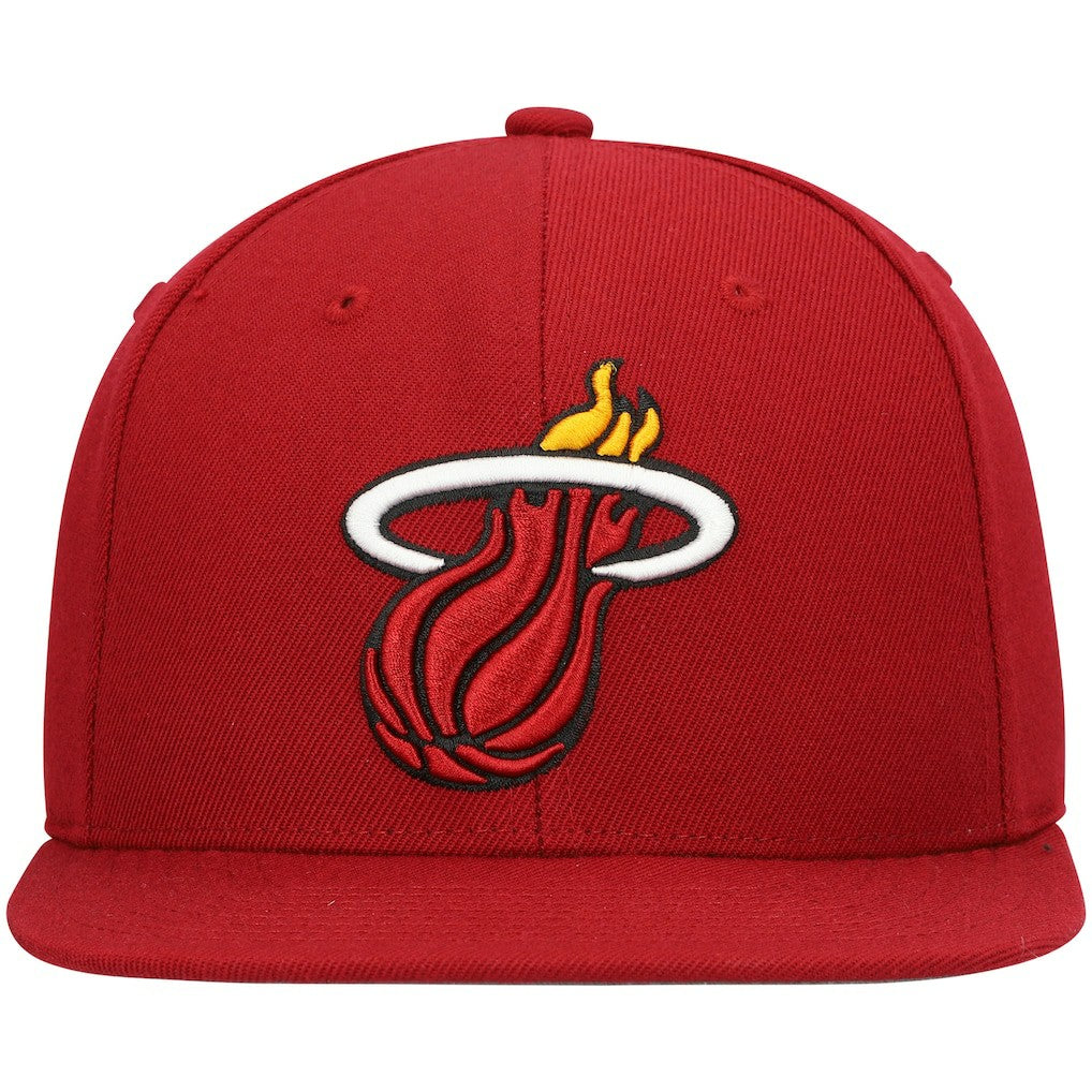 Miami Heat Ground 2.0 Snapback Hat - Red | Mitchell & Ness online